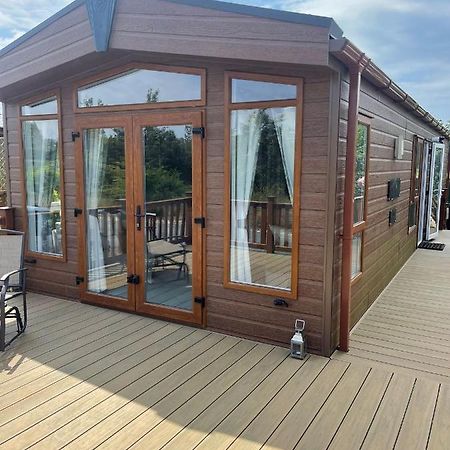Fern Lodge With Hot Tub Stonham Aspall Exterior foto